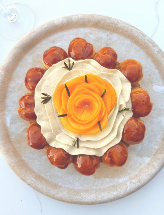 La Courrone de Maman Queen Saint Honoré Mother’s Day